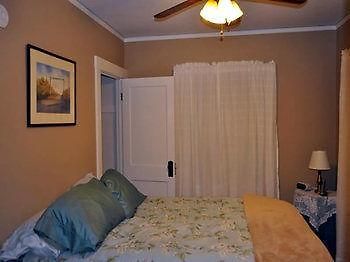 مانهاتن Lazy T Ranch Guest House المظهر الخارجي الصورة